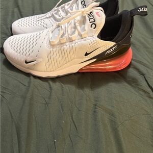 Nike Air Max 270 White and Black with Coral Accent. Men’s size 8